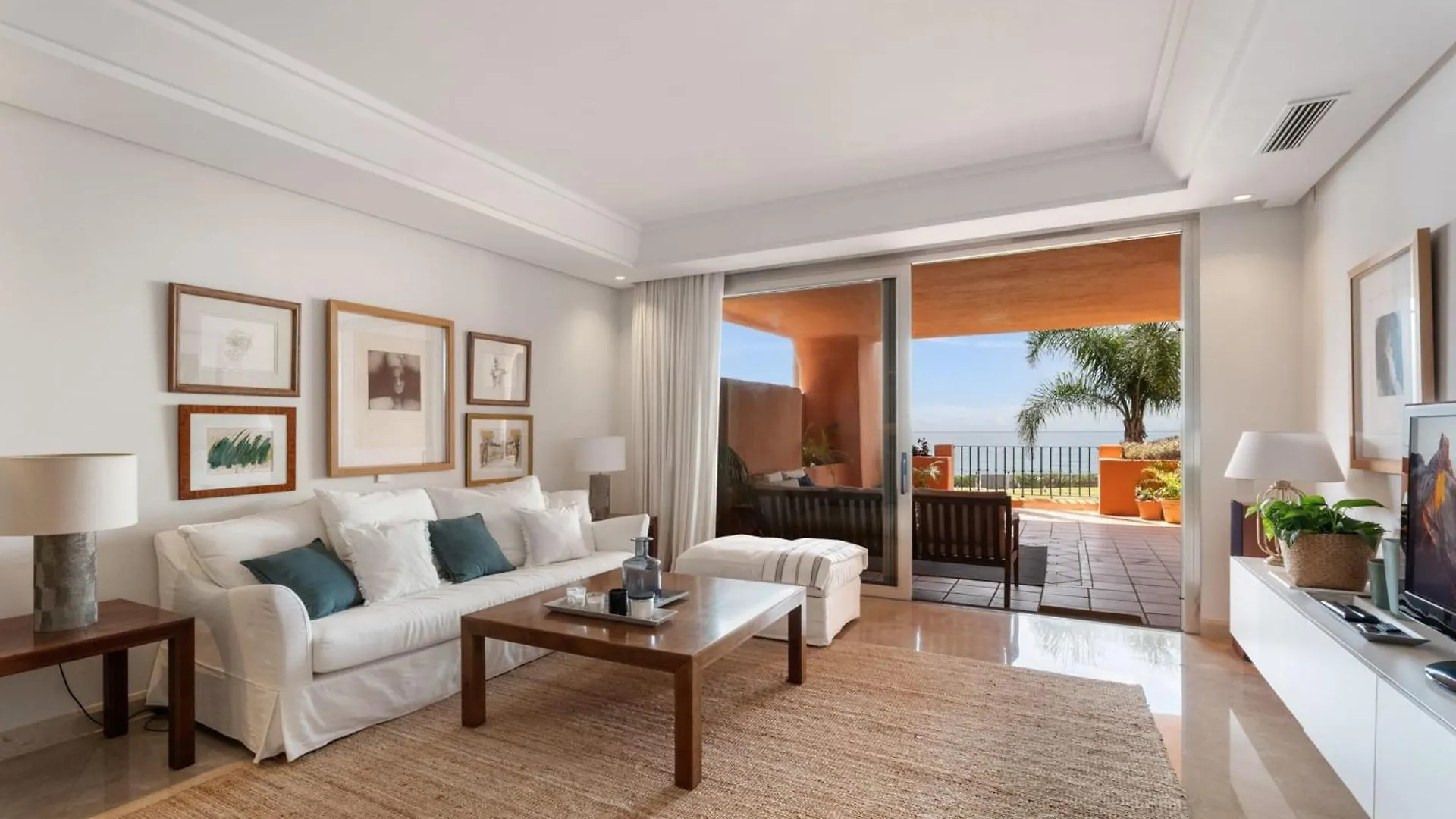Exclusive Beachfront Apartment In Marbella Panoramic Views & Direct Beach