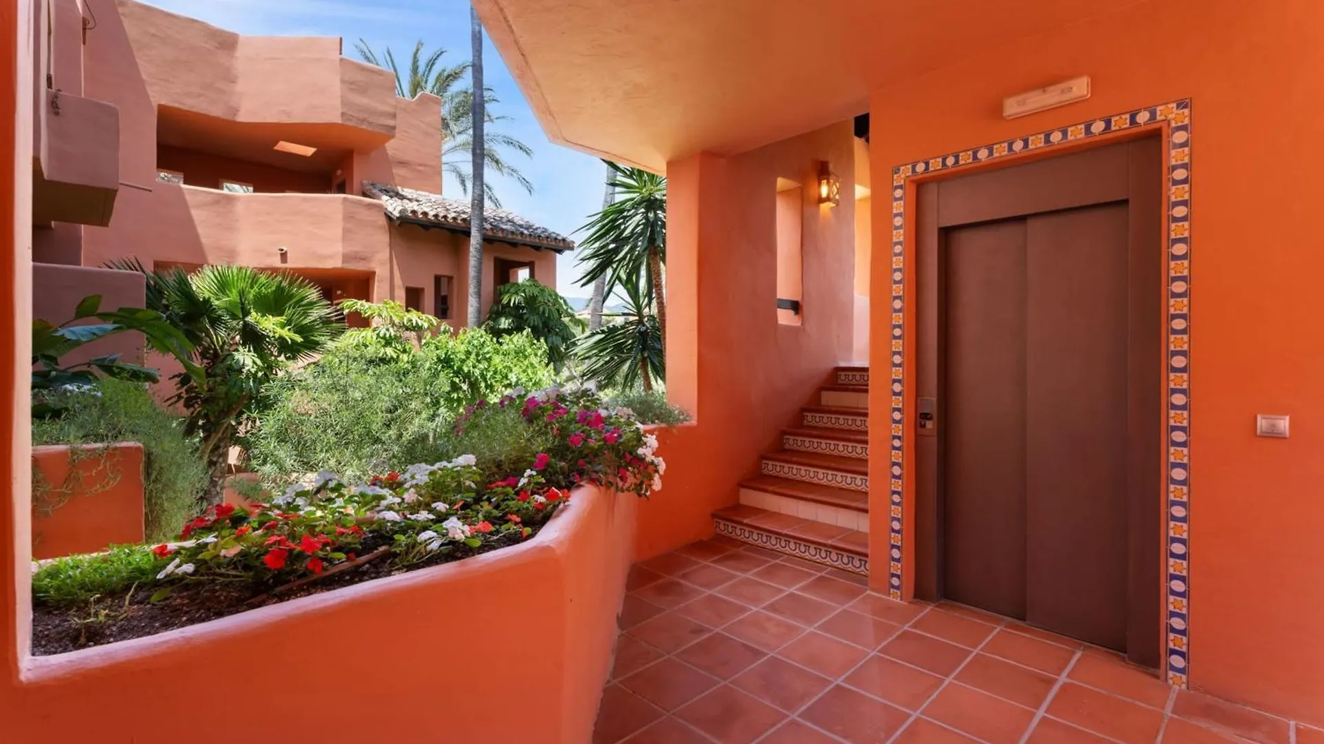 Exclusive Beachfront Apartment In Marbella Panoramic Views & Direct Beach