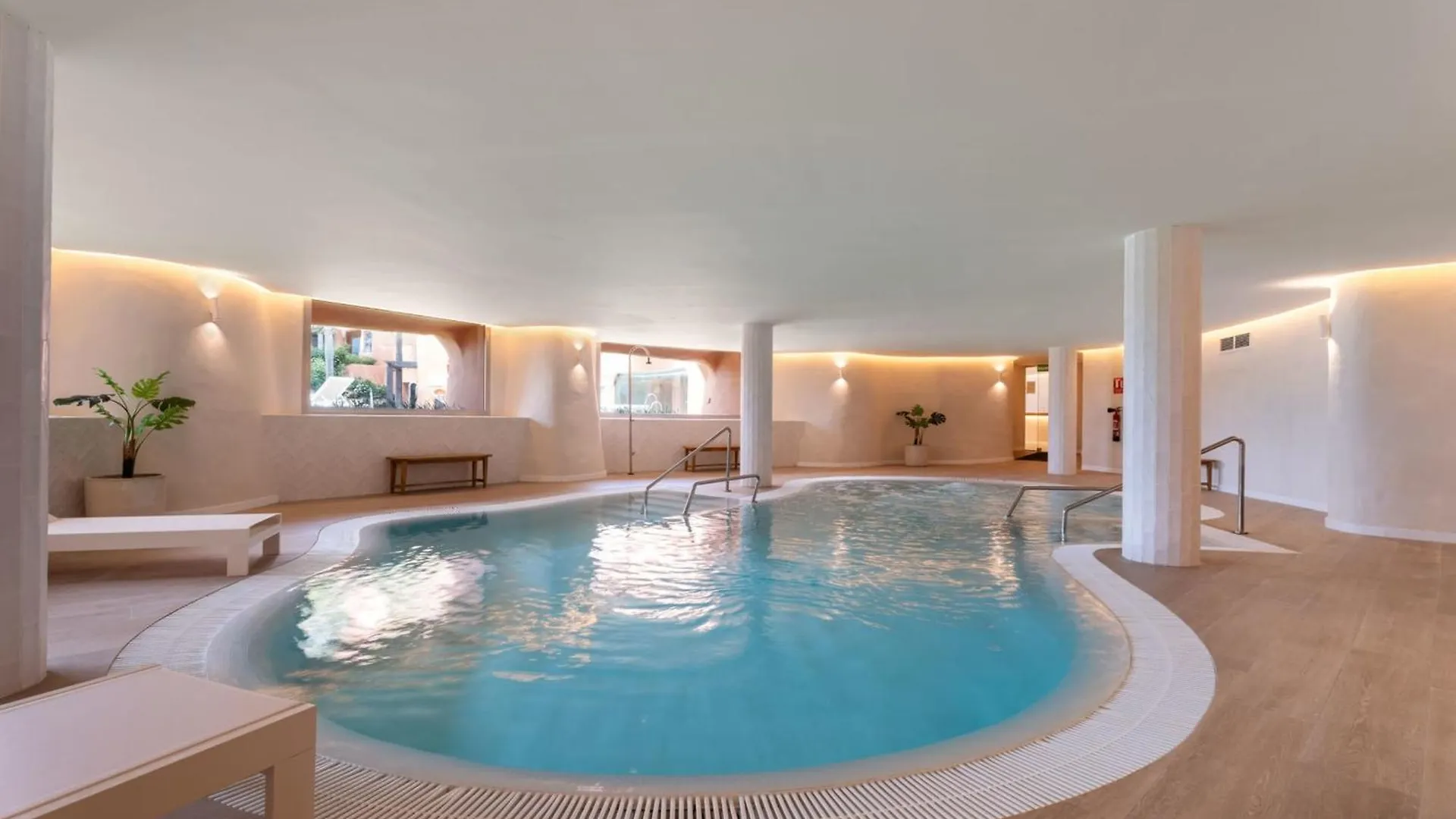 Exclusive Beachfront Apartment In Marbella Panoramic Views & Direct Beach Spain