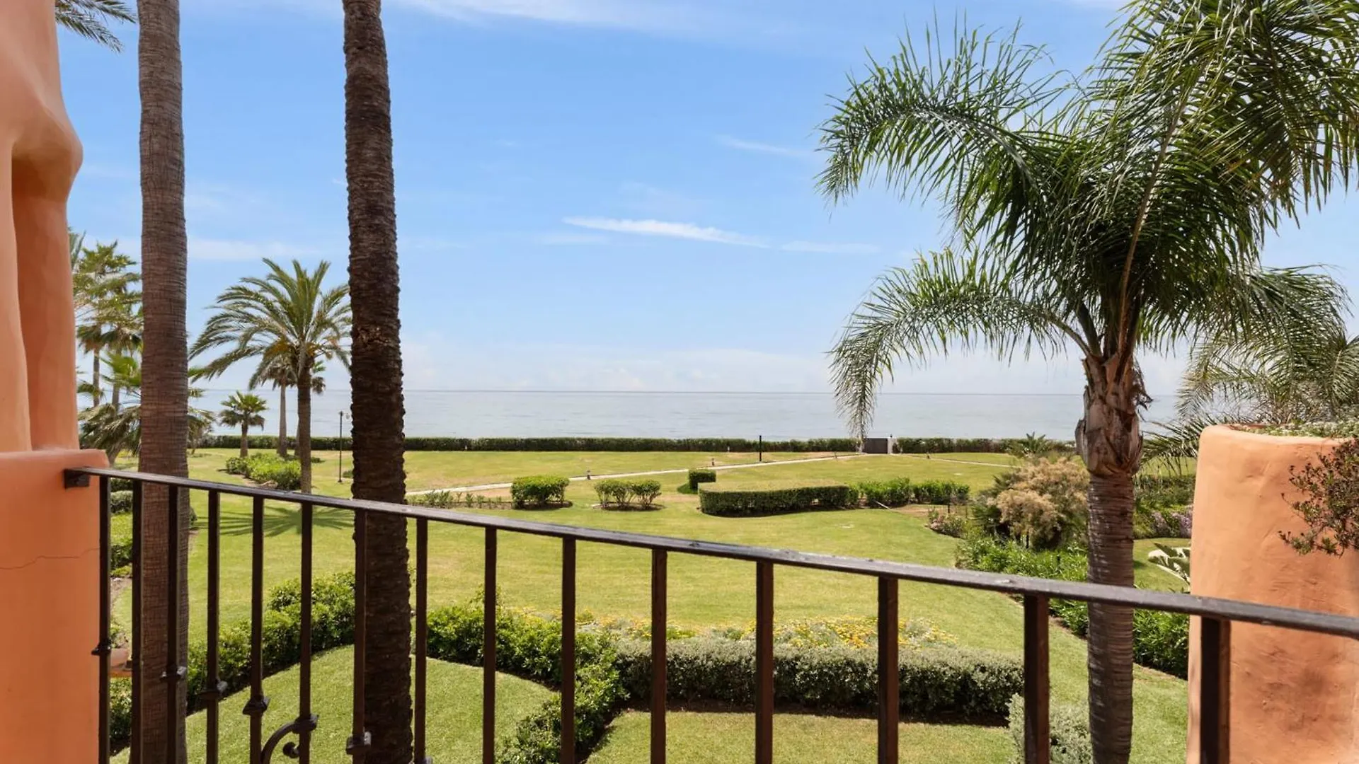 Exclusive Beachfront Apartment In Marbella Panoramic Views & Direct Beach