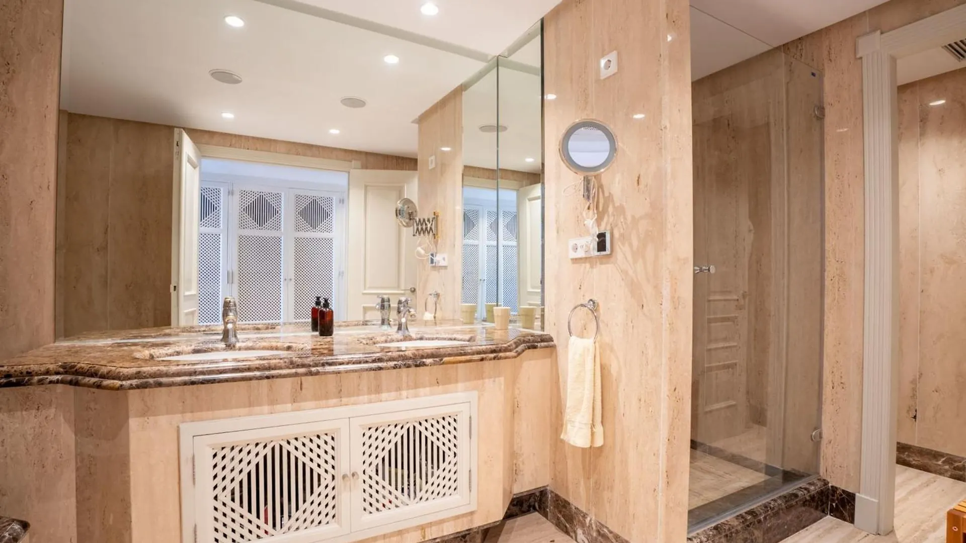 Exclusive Beachfront Apartment In Marbella Panoramic Views & Direct Beach Spain
